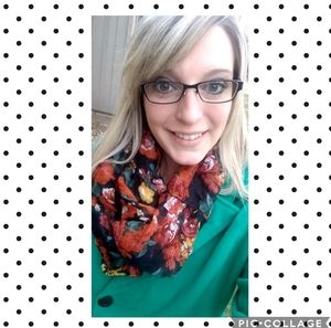 Meet your Posher, Kayla